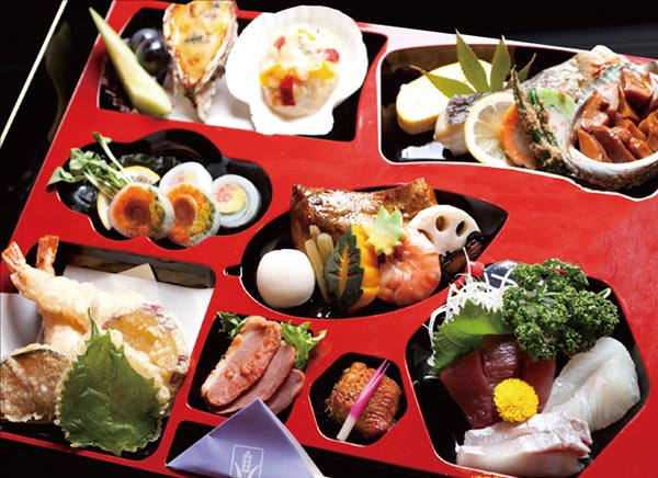 滋賀県愛知郡愛荘町のお寿司・和食・創作料理が楽しめるお店、こがね寿しの幕の内